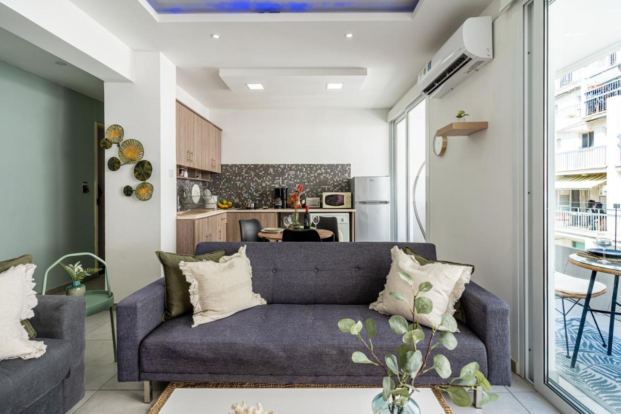 Beach Daze 1-Br Apt By Finikoudes Beach Ларнака Экстерьер фото